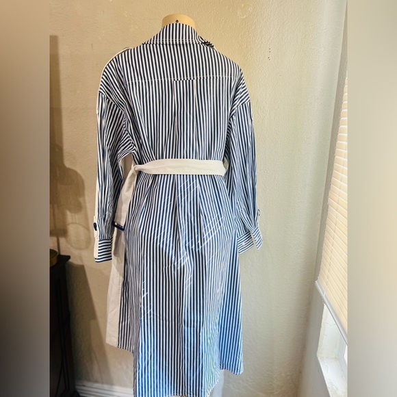 J.ING COAT WHITE AND STRIPE BLUE SIZE SMALL - Picture 6 of 16